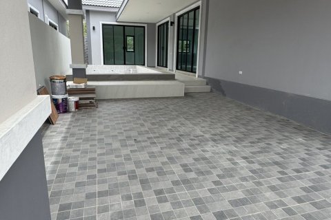 Villa in Hua Hin, Thailand 3 bedrooms № 142404 - photo 2