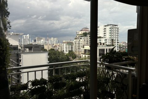 Studio in the Condo in Watthana, Bangkok, Thailand  № 142405 - photo 3