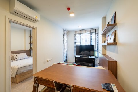 Студия в кондо в Ваттхане, Бангкок, Таиланд № 142420 - фото 7