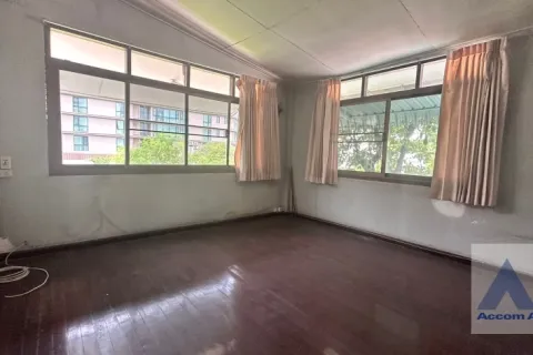 Studio in Watthana, Bangkok, Thailand № 219859 - Foto 3