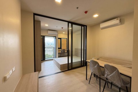 Студия в кондо в Кхлонг Сане, Бангкок, Таиланд № 144767 - фото 1