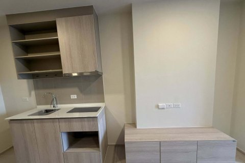 Студия в кондо в Кхлонг Сане, Бангкок, Таиланд № 144767 - фото 4