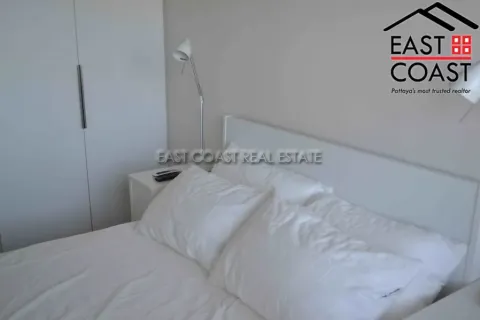 Condominio de 2 dormitorios en Pattaya, Tailandia № 213768 - foto 6