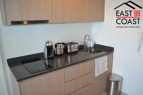 Condominio de 2 dormitorios en Pattaya, Tailandia № 213768 - foto 9