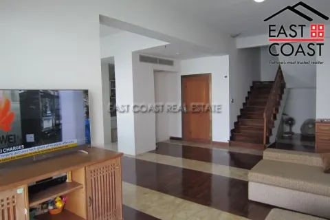 Condominio de 2 dormitorios en Jomtien Beach, Pattaya, Tailandia № 213772 - foto 6