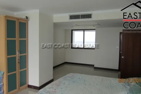 Condominio de 2 dormitorios en Jomtien Beach, Pattaya, Tailandia № 213772 - foto 21