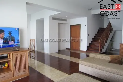 Condominio de 2 dormitorios en Jomtien Beach, Pattaya, Tailandia № 213772 - foto 11