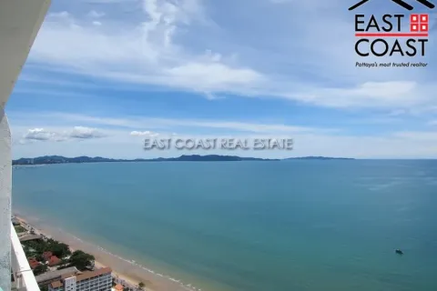 Condominio de 2 dormitorios en Jomtien Beach, Pattaya, Tailandia № 213772 - foto 2