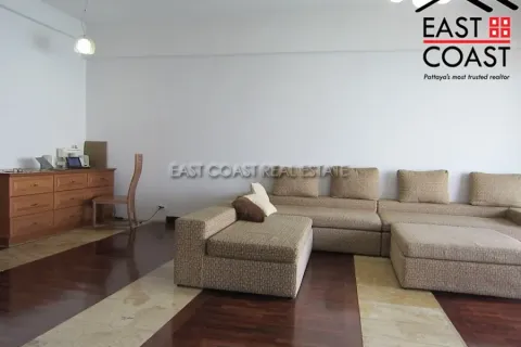 Condominio de 2 dormitorios en Jomtien Beach, Pattaya, Tailandia № 213772 - foto 9