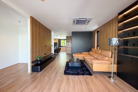 Chalet de 3 dormitorios en Pattaya, Tailandia № 233019 - foto 6