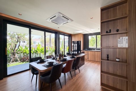 Chalet de 3 dormitorios en Pattaya, Tailandia № 233019 - foto 7