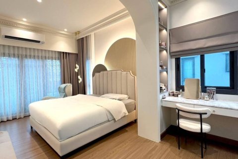 Дом в Самутпракане, Таиланд с 4 спальнями  № 172651 - фото 10