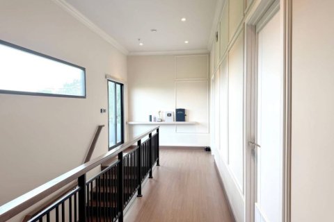 Дом в Самутпракане, Таиланд с 4 спальнями  № 172651 - фото 4