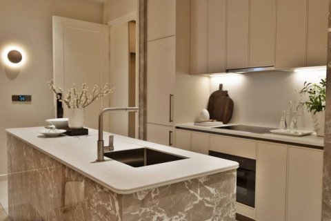 Кондоминиум с 3 спальнями в Бангкоке, Таиланд № 152396 - фото 9