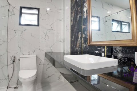 Дом в Чиангмае, Таиланд с 5 спальнями  № 162649 - фото 15