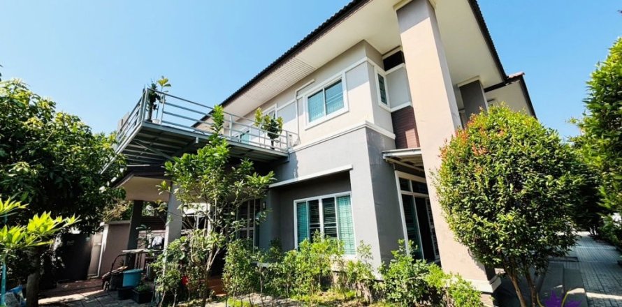 House in Chiang Mai, Thailand 6 bedrooms № 162648