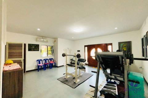 House in Chiang Mai, Thailand 6 bedrooms № 162648 - photo 16