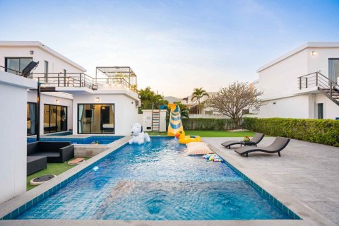Villa in Hua Hin, Thailand 3 bedrooms № 163645 - photo 17