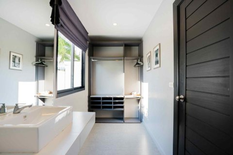 Villa in Hua Hin, Thailand 3 bedrooms № 163645 - photo 9