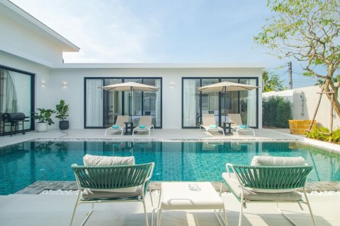 Villa in Phuket, Thailand 5 bedrooms № 163646 - photo 10