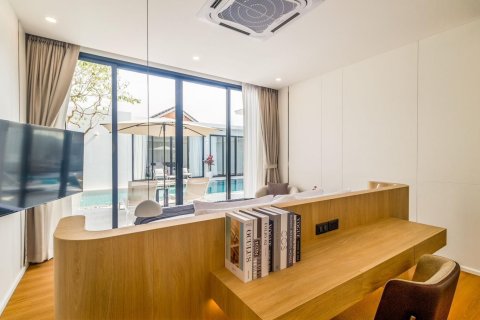 Villa in Phuket, Thailand 5 bedrooms № 163646 - photo 18