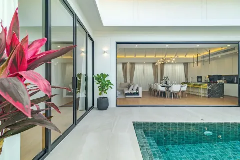 Villa in Phuket, Thailand 5 bedrooms № 163646 - photo 14