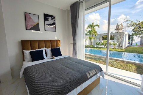 Вилла в Сан-Сая, Таиланд с 6 спальнями  № 156097 - фото 17