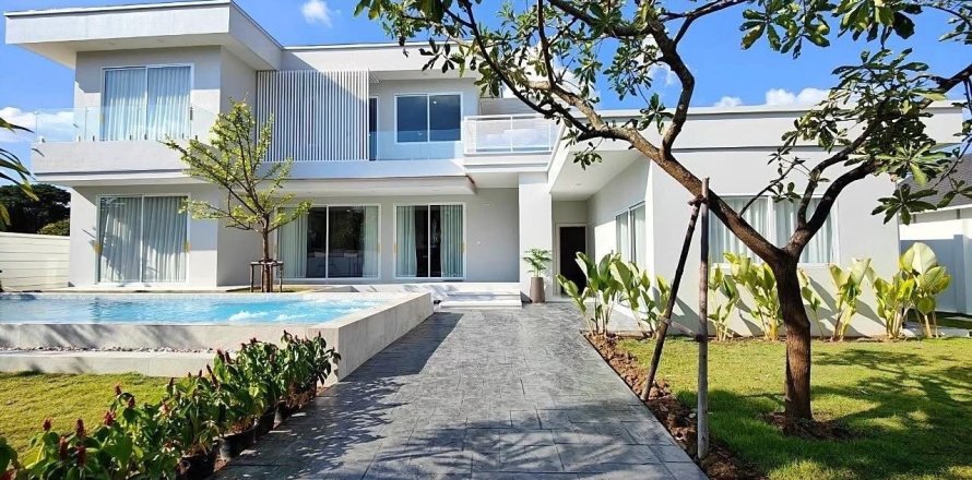 Вилла в Сан-Сая, Таиланд с 6 спальнями  № 156097