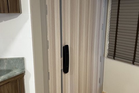 Пентхаус в Банг Пхлате, Бангкок, Таиланд с 4 спальнями  № 156096 - фото 13