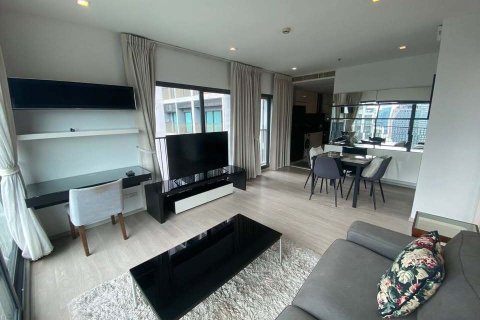 Студия в кондо в Клонг Тоэй, Бангкок, Таиланд № 156099 - фото 1