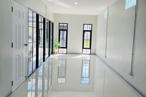 Дом в Сарафи, Таиланд с 4 спальнями № 169027 - фото 11