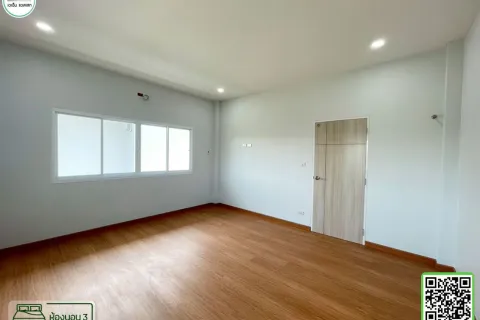 House in Uttaradit, Thailand 4 bedrooms № 169030 - photo 15