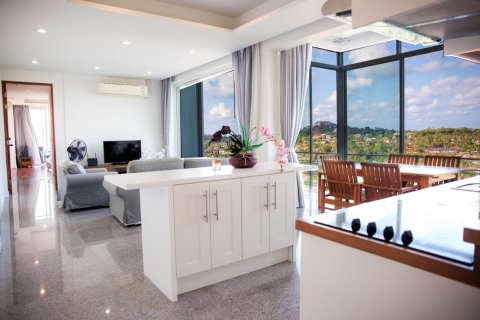 Condo in Ko Samui, Thailand, 2 bedrooms  № 169033 - photo 2