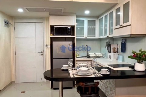 Condo in Pattaya, Thailand, 1 bedroom № 197351 - photo 17