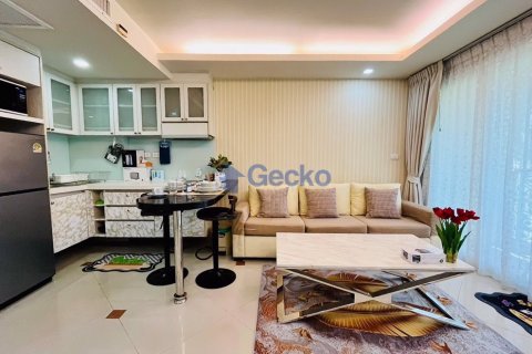 Condo in Pattaya, Thailand, 1 bedroom № 197351 - photo 6