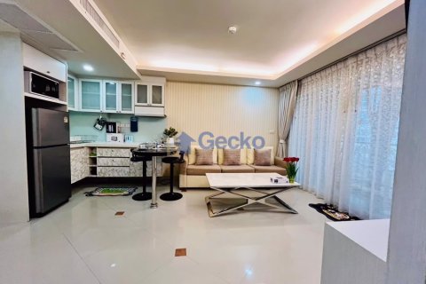 Condo in Pattaya, Thailand, 1 bedroom № 197351 - photo 15