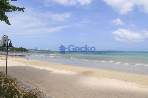 Condo in Pattaya, Thailand, 3 bedrooms № 197356 - photo 30