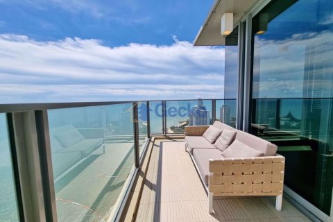 Condo in Pattaya, Thailand, 3 bedrooms № 197356