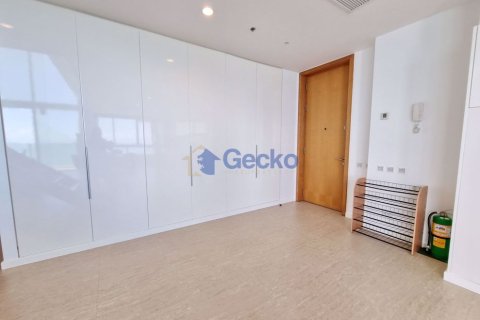 Condo in Pattaya, Thailand, 3 bedrooms № 197356 - photo 20