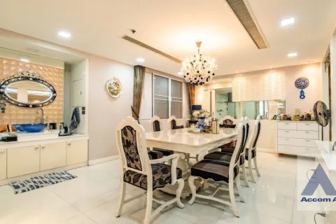 Eigentumswohnung in Watthana, Bangkok, Thailand, 3 Schlafzimmer № 214903 - Foto 6