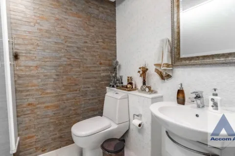 Eigentumswohnung in Watthana, Bangkok, Thailand, 3 Schlafzimmer № 214903 - Foto 23