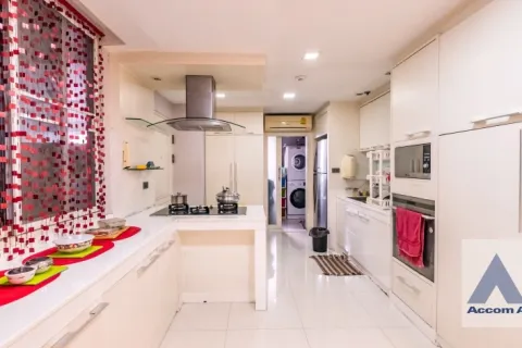 Eigentumswohnung in Watthana, Bangkok, Thailand, 3 Schlafzimmer № 214903 - Foto 11