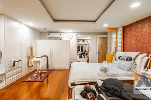 Eigentumswohnung in Watthana, Bangkok, Thailand, 3 Schlafzimmer № 214903 - Foto 25