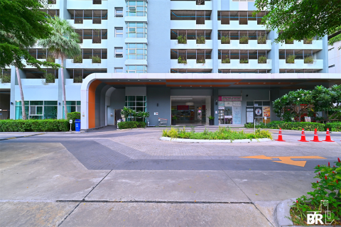 Condo in Bangkok, Thailand, 2 bedrooms  № 197400 - photo 7