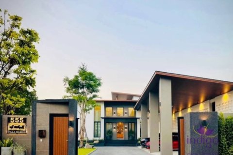 Вилла в Чиангмае, Таиланд с 5 спальнями № 162605 - фото 17