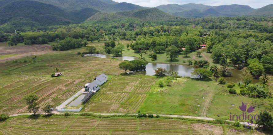 Земельный участок в Чиангмае, Таиланд  № 162606