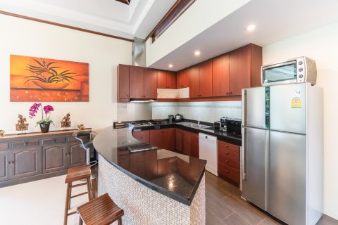 Villa in Phuket, Thailand 4 bedrooms № 173462 - photo 21