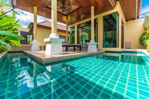 Villa in Phuket, Thailand 4 bedrooms № 173462 - photo 11