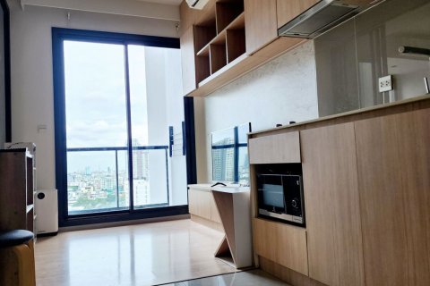 Studio dans le Condo à Chatuchak, Bangkok, Thaïlande  № 173461 - photo 2