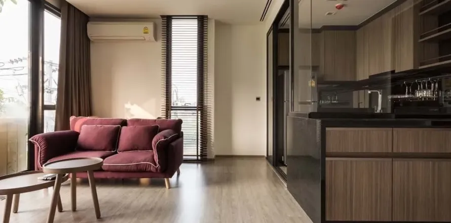 Studio in the Condo in Watthana, Bangkok, Thailand  № 167726